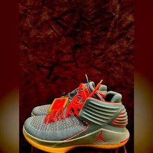 Jordan Men’s basketball shoe 11